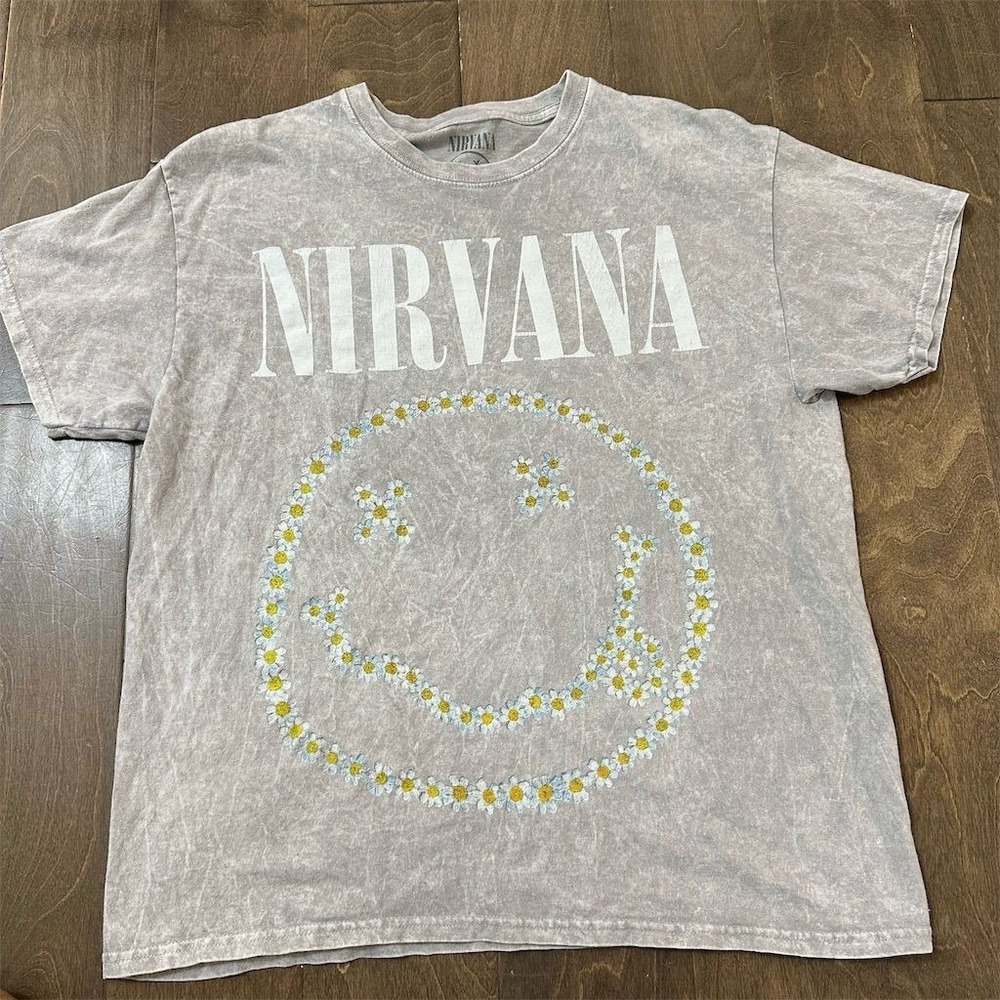 Nirvana Unisex Adults's Gray T-Shirt L Daisy Smiley Face Graphic Short Sleeve